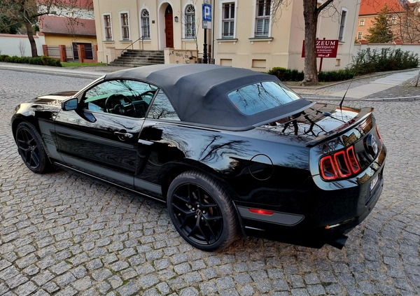 Ford Mustang cena 69000 przebieg: 208000, rok produkcji 2014 z Luboń małe 277